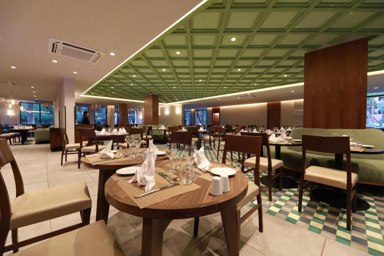 Kenzi Rose Garden Hotel Marrakesh Buitenkant foto The restaurant
