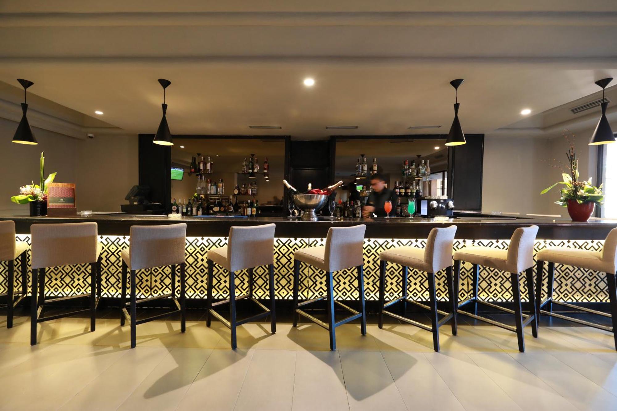Kenzi Rose Garden Hotel Marrakesh Buitenkant foto The bar at the lounge